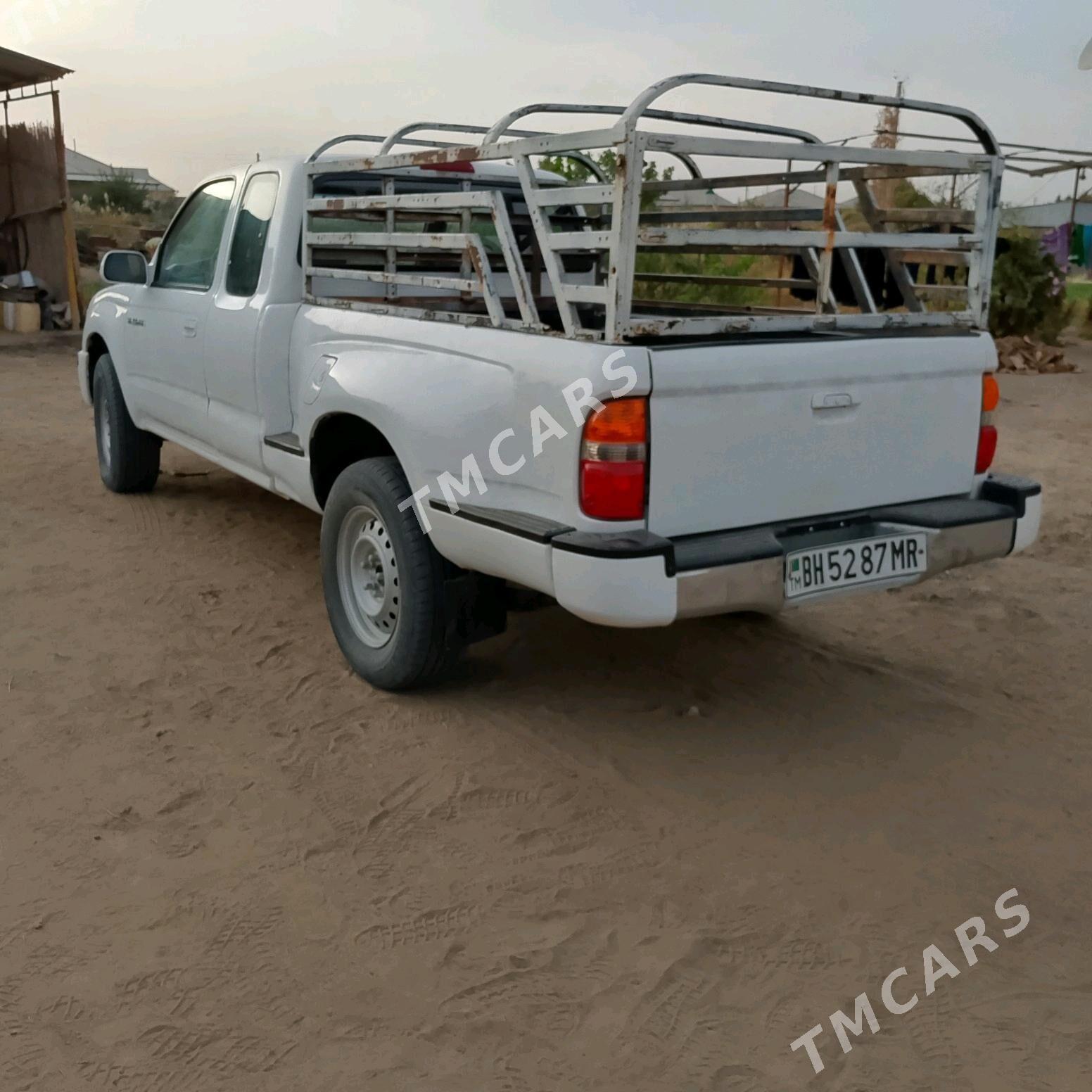 Toyota Tacoma 2000 - 85 000 TMT - Sakarçäge - img 6