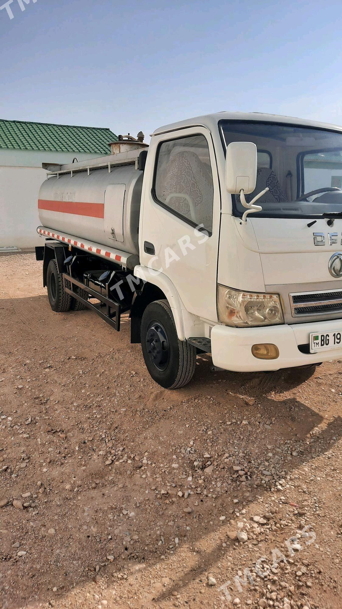 Mitsubishi Canter 2013 - 220 000 TMT - Балканабат - img 3