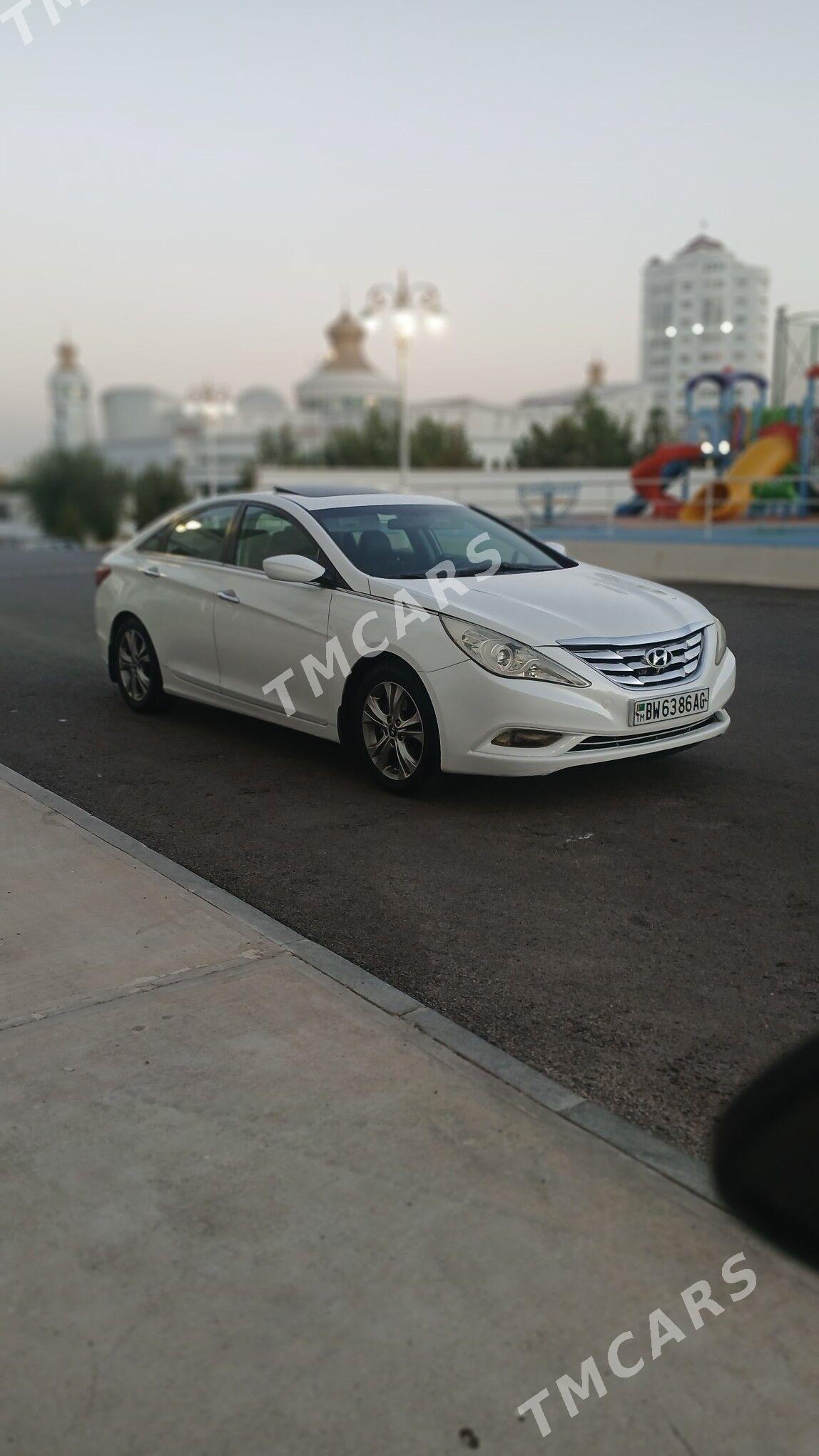 Hyundai Sonata 2012 - 142 000 TMT - Ашхабад - img 4