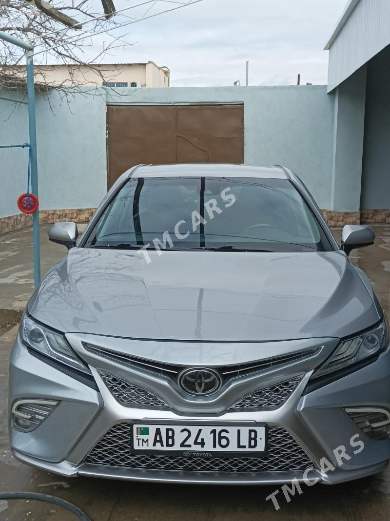 Toyota Camry 2018 - 280 000 TMT - Сейди - img 2