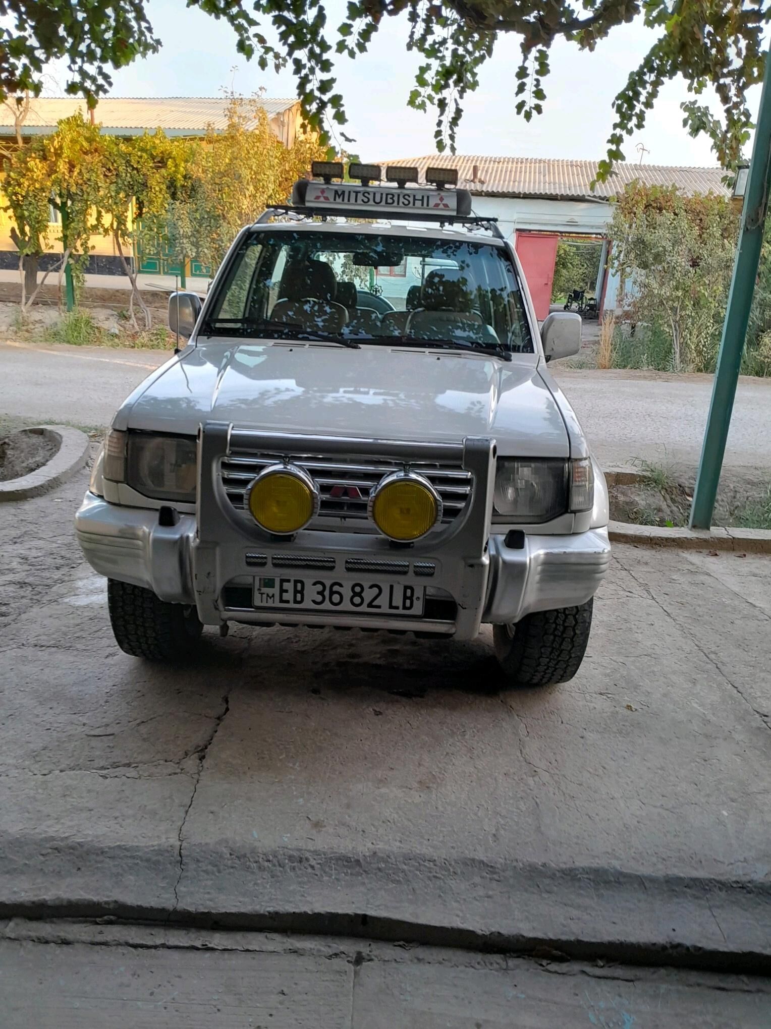 Mitsubishi Pajero 1996 - 90 000 TMT - Дянев - img 9