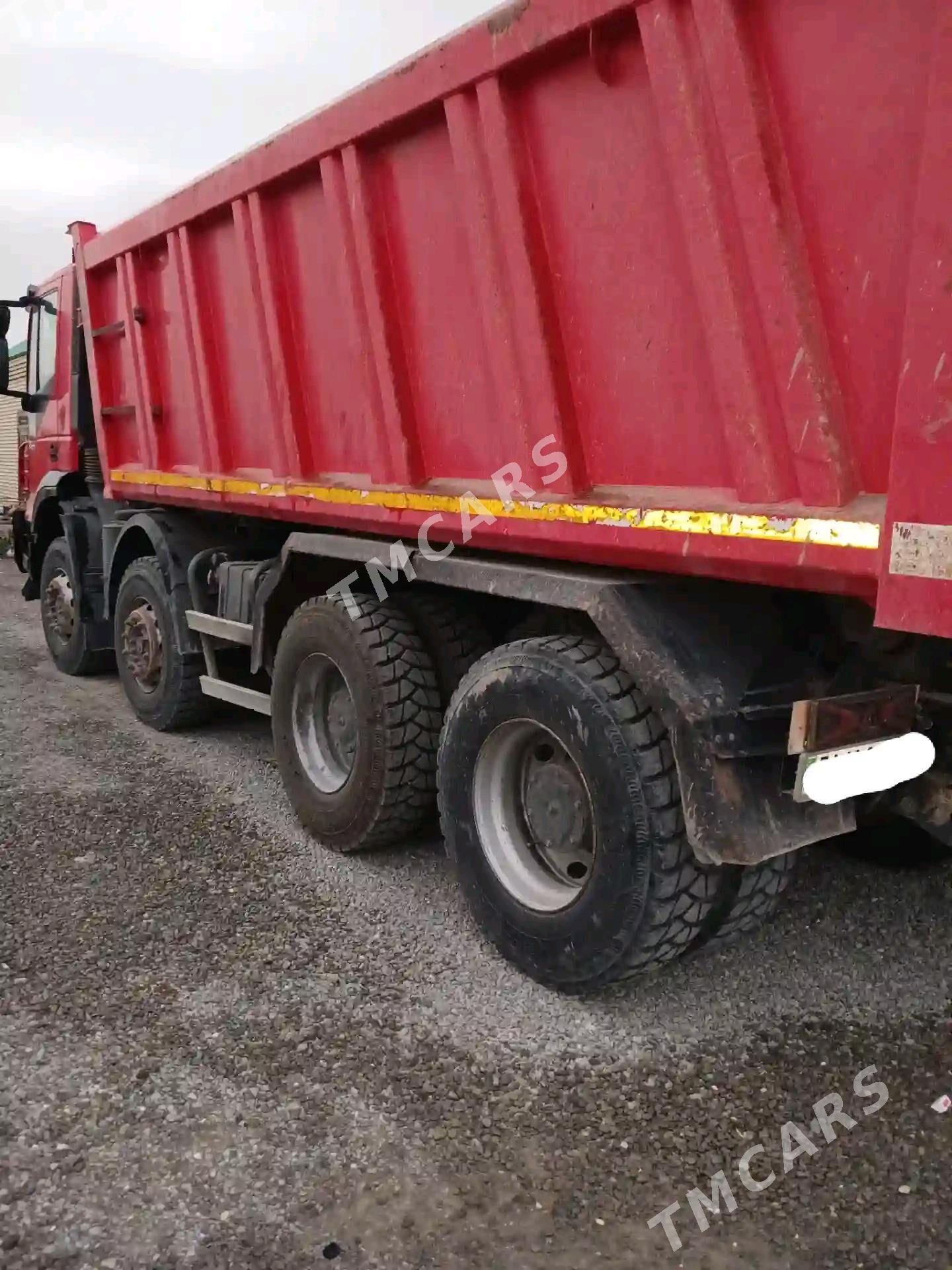 Iveco Trakker 2008 - 820 000 TMT - Bäherden - img 6