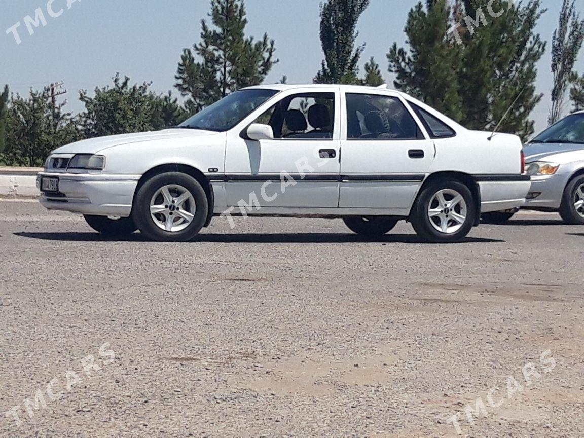 Opel Vectra 1992 - 30 000 TMT - Garabekewül - img 7