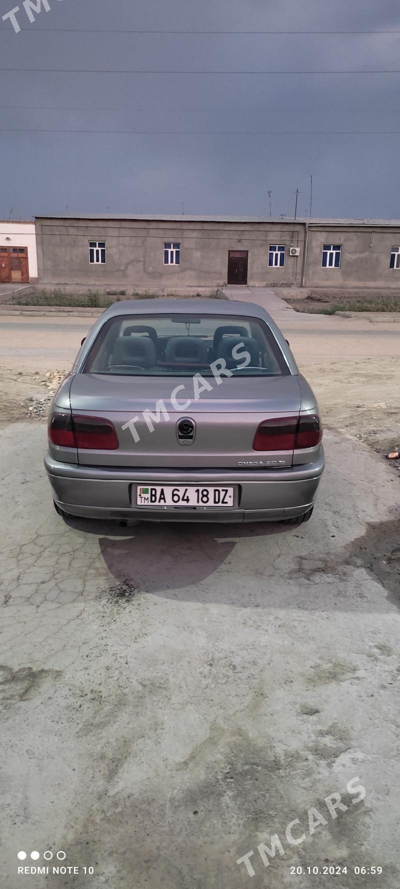 Opel Omega 1995 - 36 000 TMT - Daşoguz - img 4