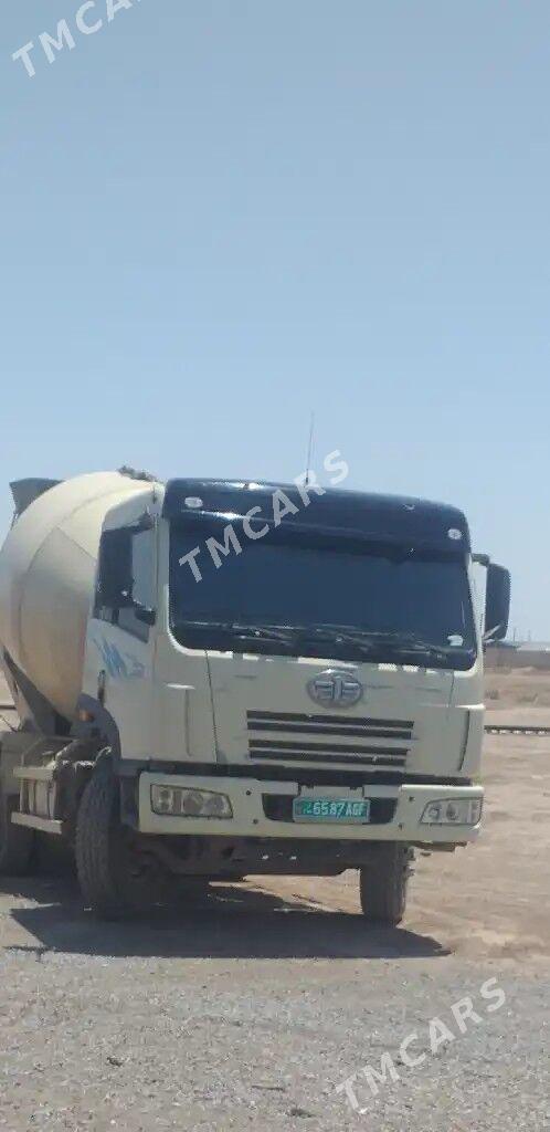 Ford Cargo 3536M 2011 - 420 000 TMT - Gypjak - img 2