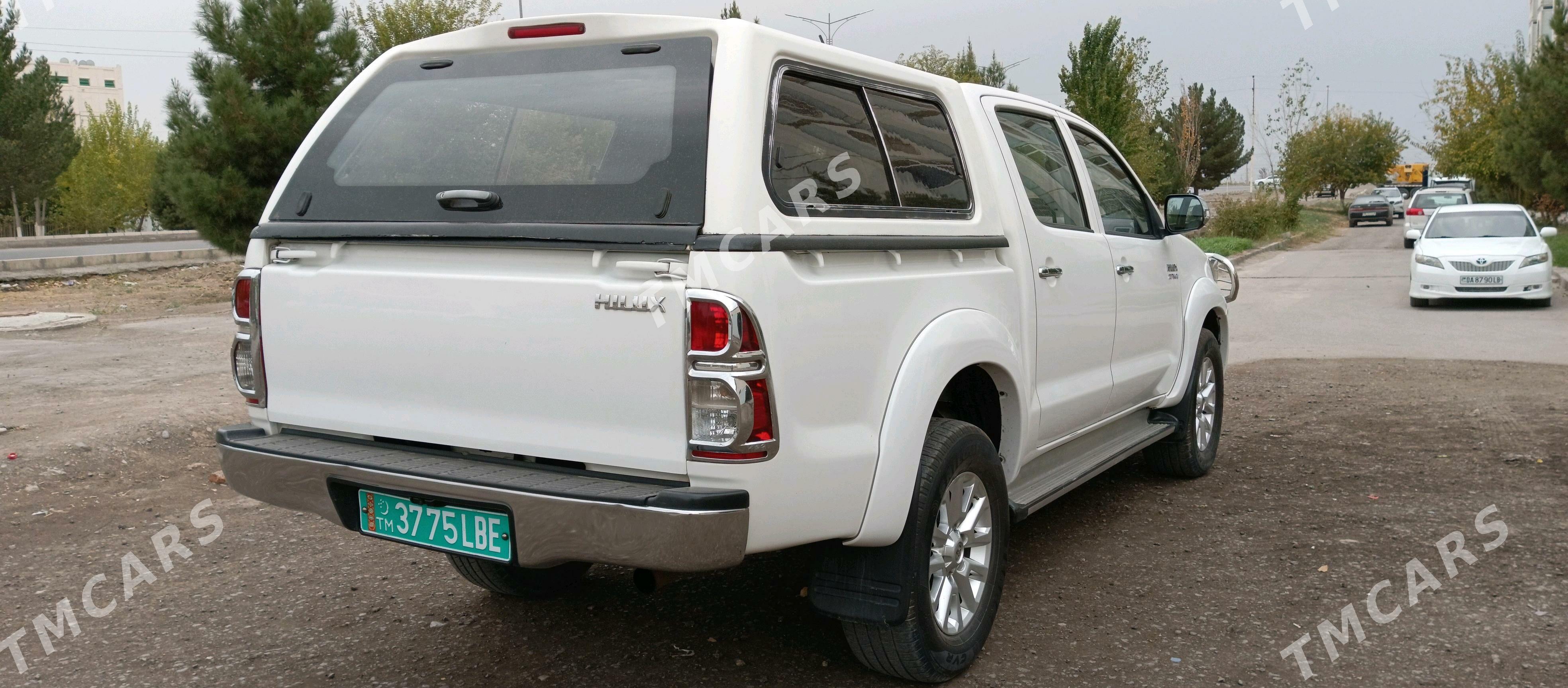 Toyota Hilux 2014 - 340 000 TMT - Туркменабат - img 4