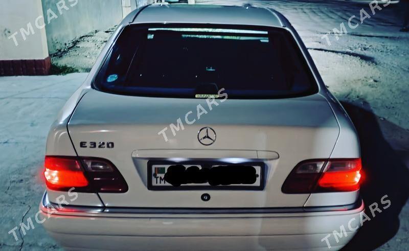 Mercedes-Benz E320 1999 - 80 000 TMT - Гёкдепе - img 3