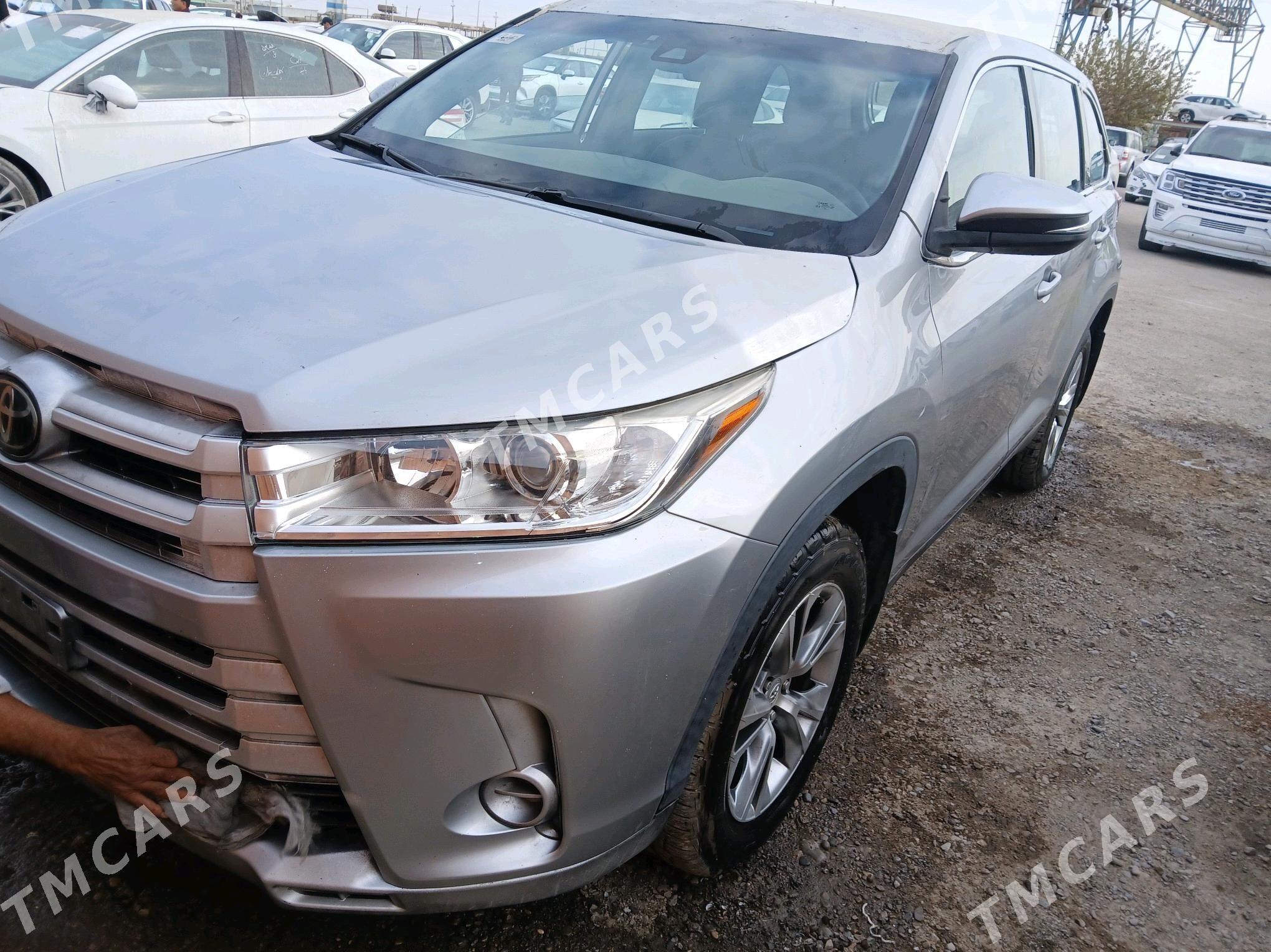 Toyota Highlander 2019 - 380 000 TMT - Мары - img 2