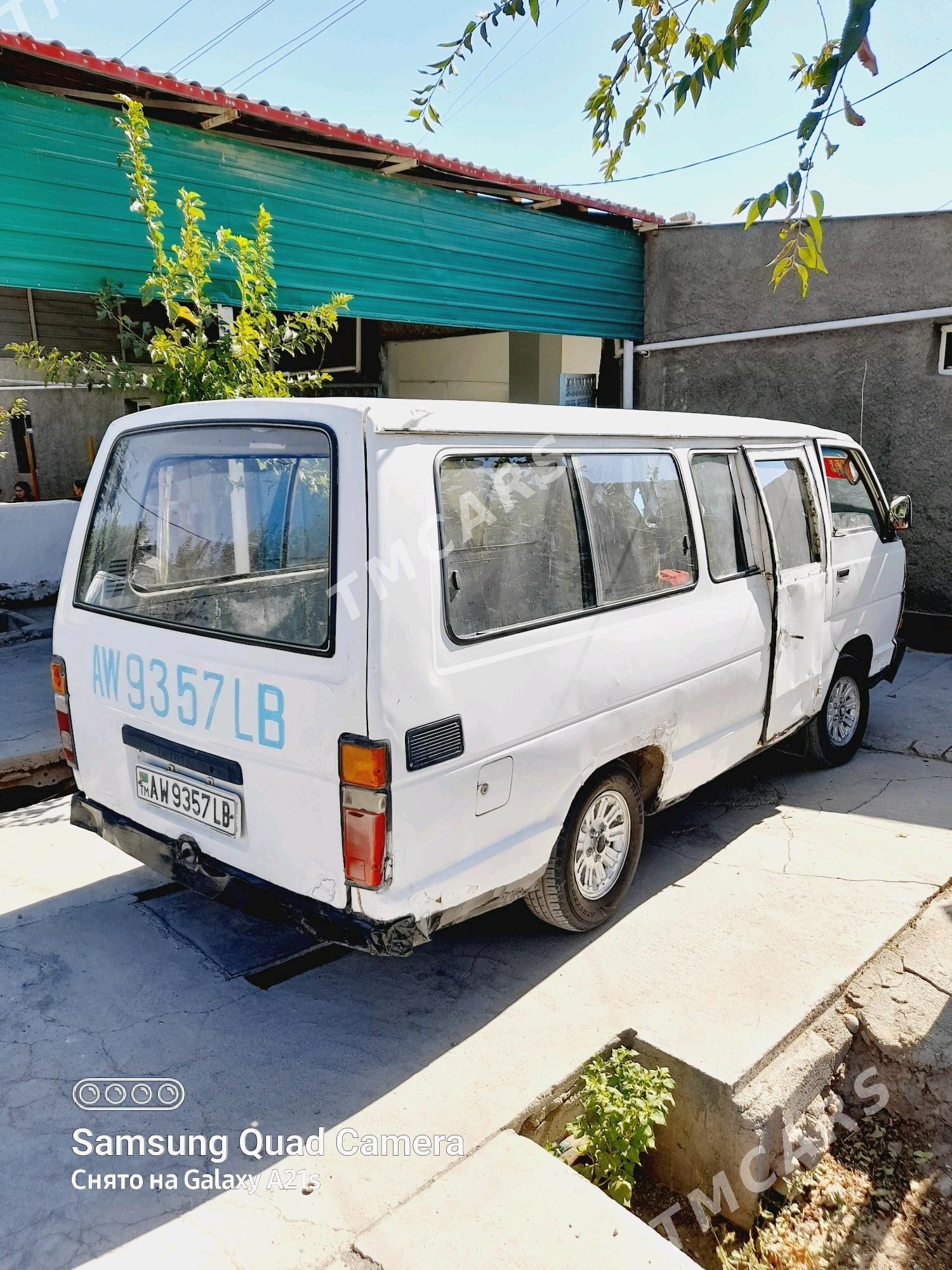 Toyota Hiace 1990 - 20 000 TMT - Köýtendag - img 4