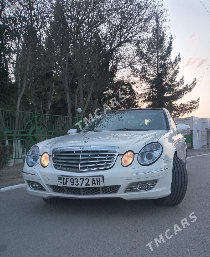 Mercedes-Benz E320 2005 - 160 000 TMT - Бузмеин - img 3