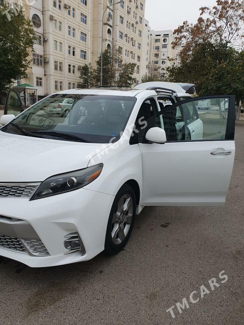 Toyota Sienna 2016 - 395 000 TMT - Aşgabat - img 4