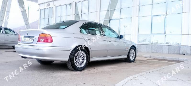 BMW E39 2002 - 140 000 TMT - Балканабат - img 3