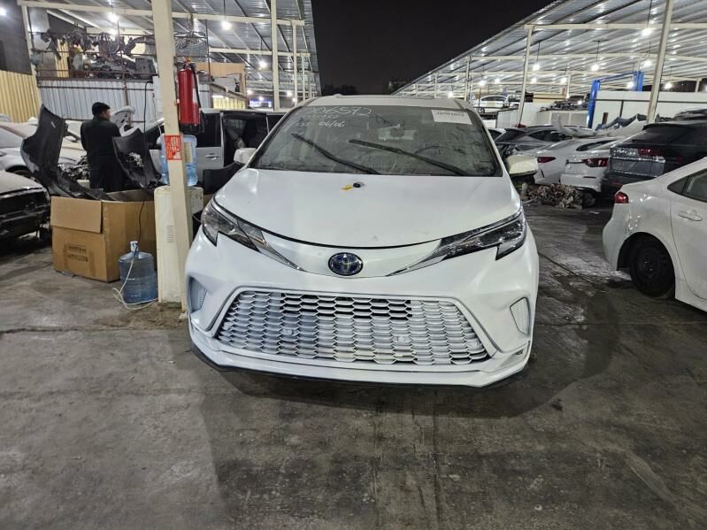 Toyota Sienna 2021 - 660 000 TMT - Мары - img 10