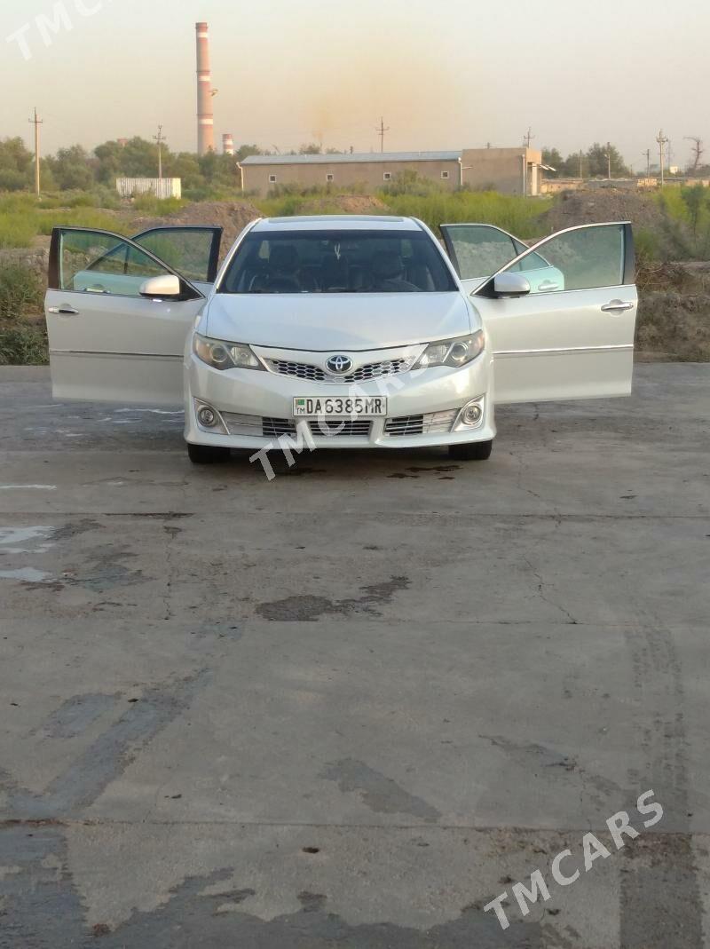 Toyota Camry 2012 - 215 000 TMT - Мары - img 3