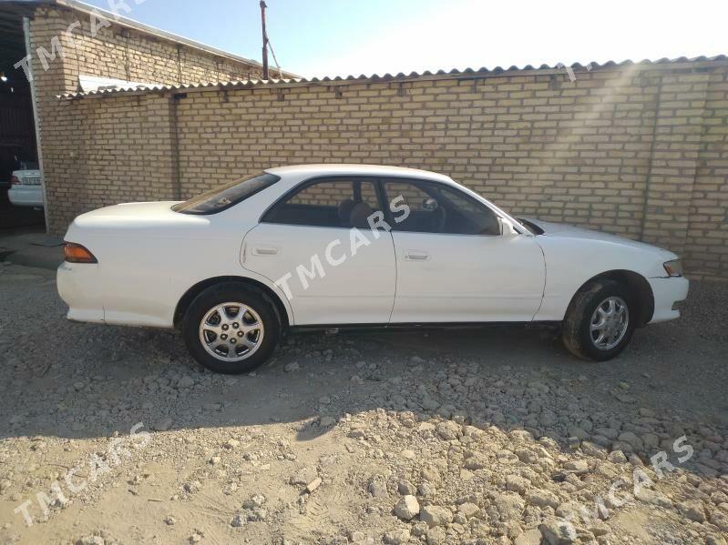 Toyota Mark II 1994 - 32 000 TMT - Мургап - img 2