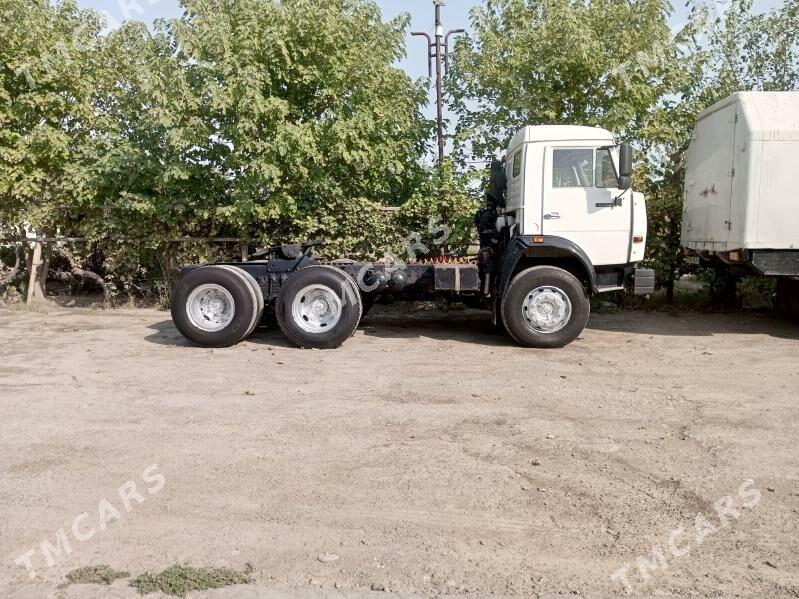 Kamaz 6520 2008 - 200 000 TMT - Гуртли - img 4