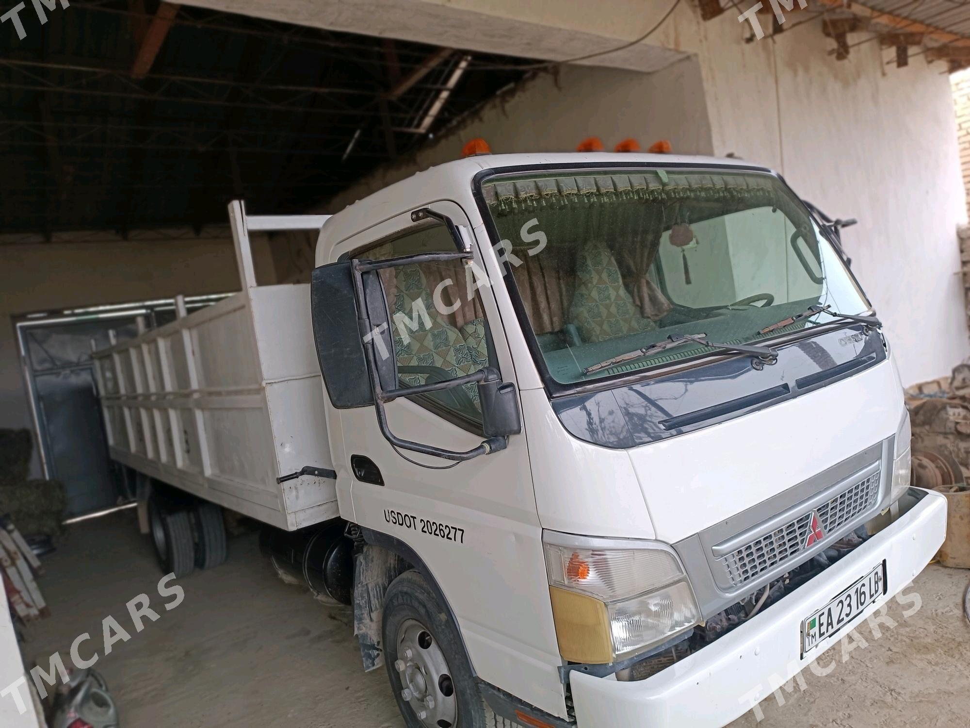 Mitsubishi Fuso 2005 - 280 000 TMT - Койтендаг - img 2