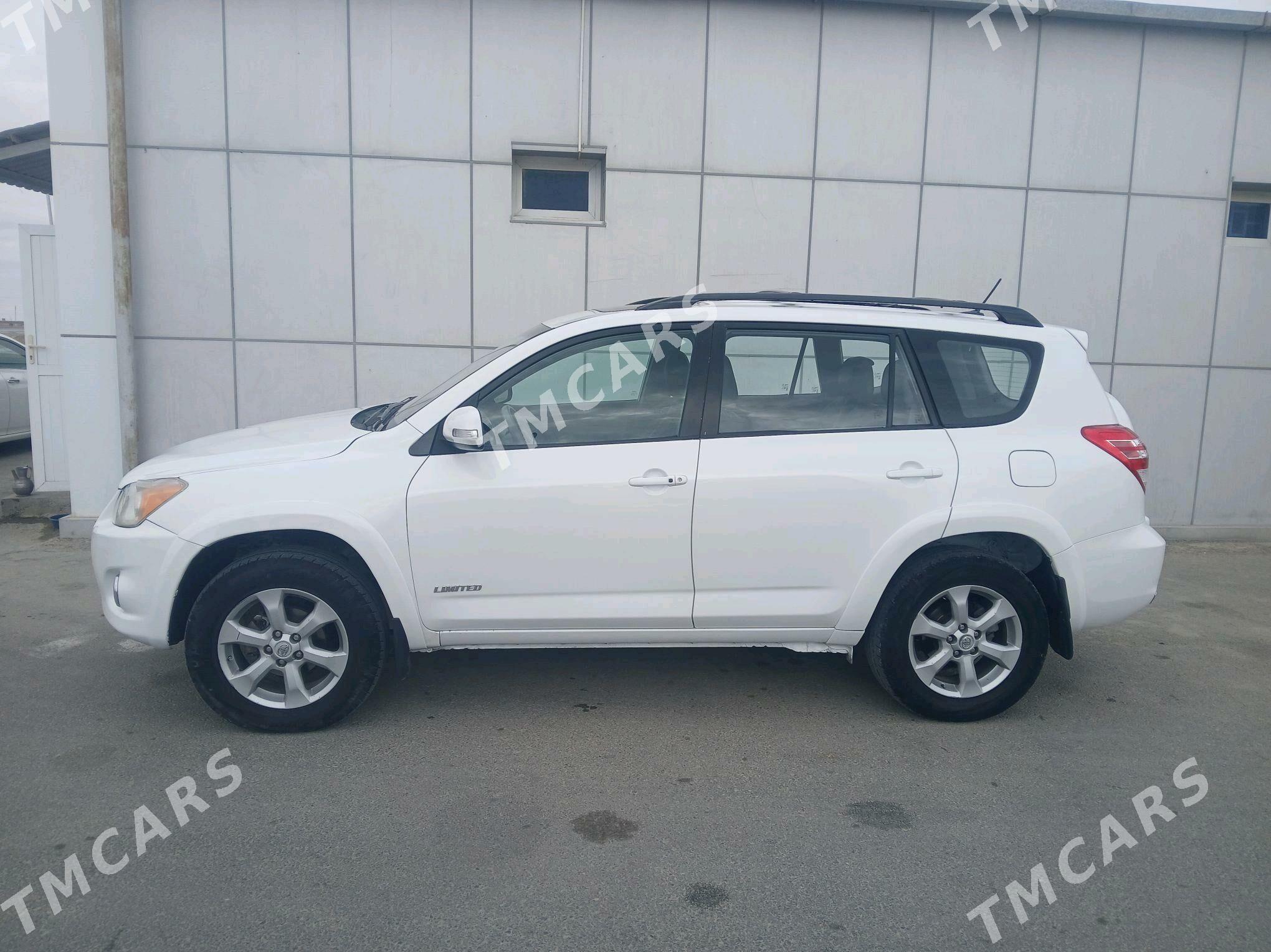 Toyota RAV4 2011 - 140 000 TMT - Kaka - img 2