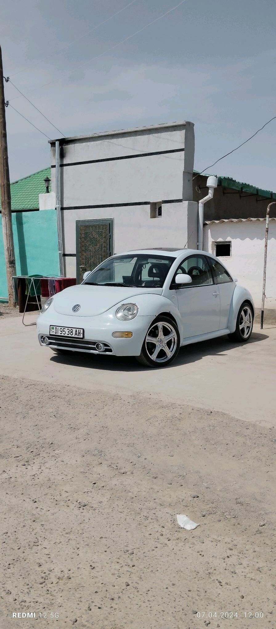 Volkswagen New Beetle 2000 - 68 000 TMT - Кака - img 7