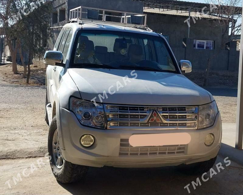 Mitsubishi Pajero 2007 - 200 000 TMT - Daşoguz - img 2