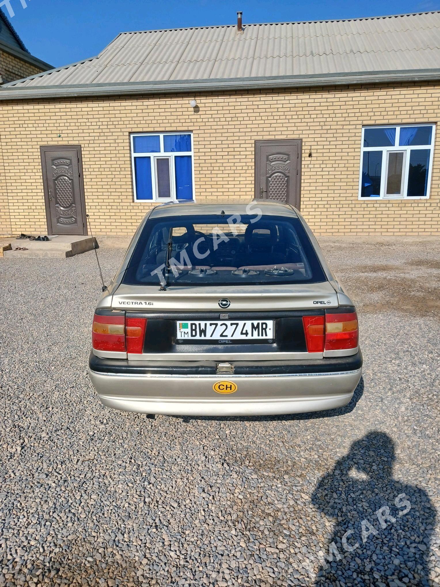 Opel Vectra 1992 - 25 000 TMT - Векильбазар - img 3