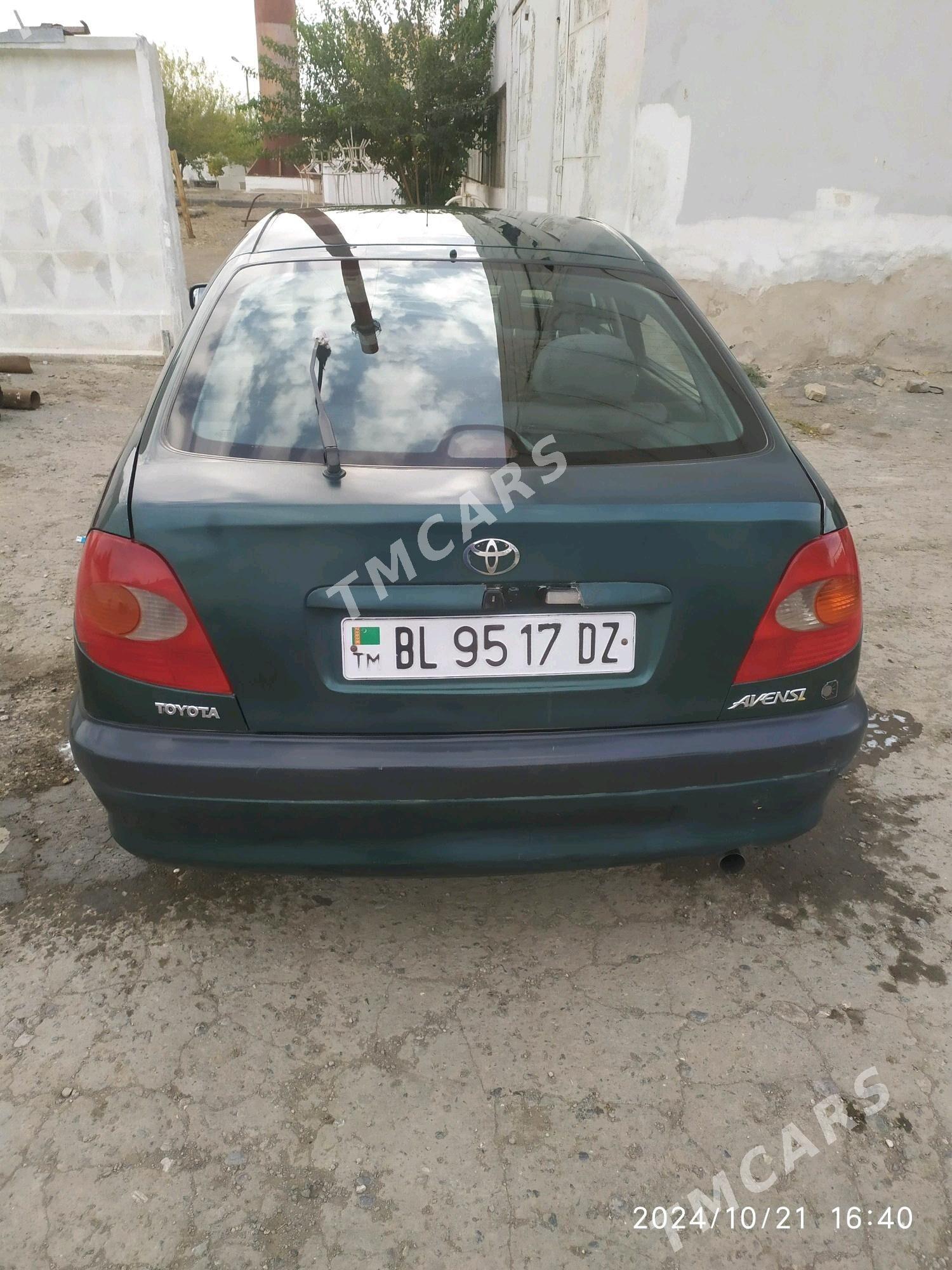 Toyota Avensis 1999 - 72 000 TMT - Дашогуз - img 3