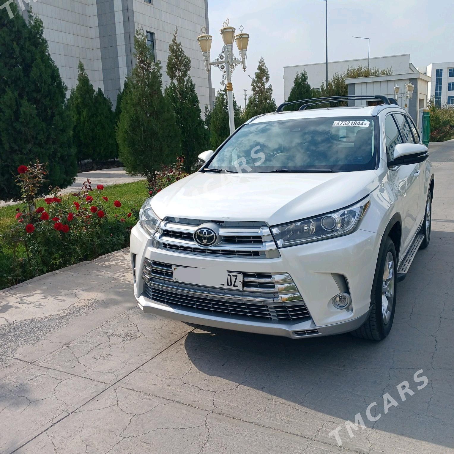 Toyota Highlander 2019 - 550 000 TMT - Daşoguz - img 4