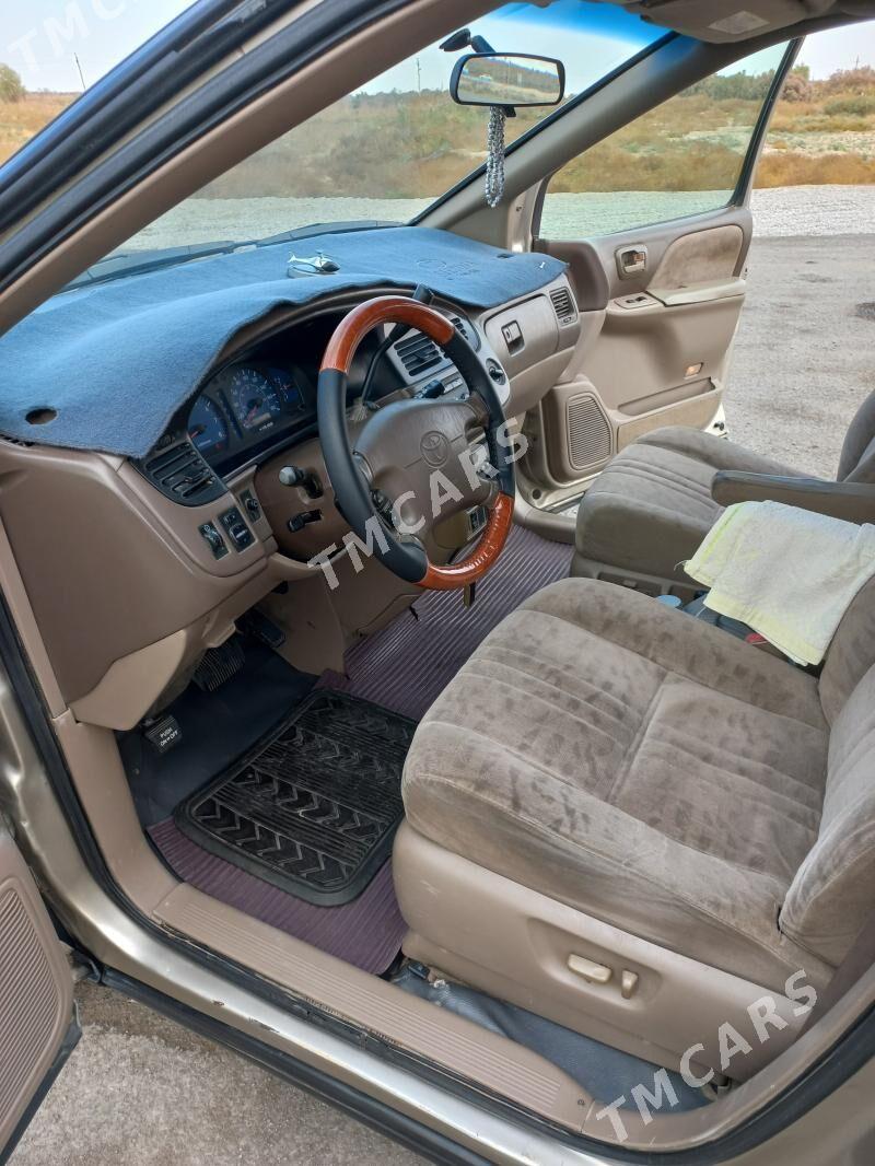 Toyota Sienna 2001 - 140 000 TMT - Ёлётен - img 3