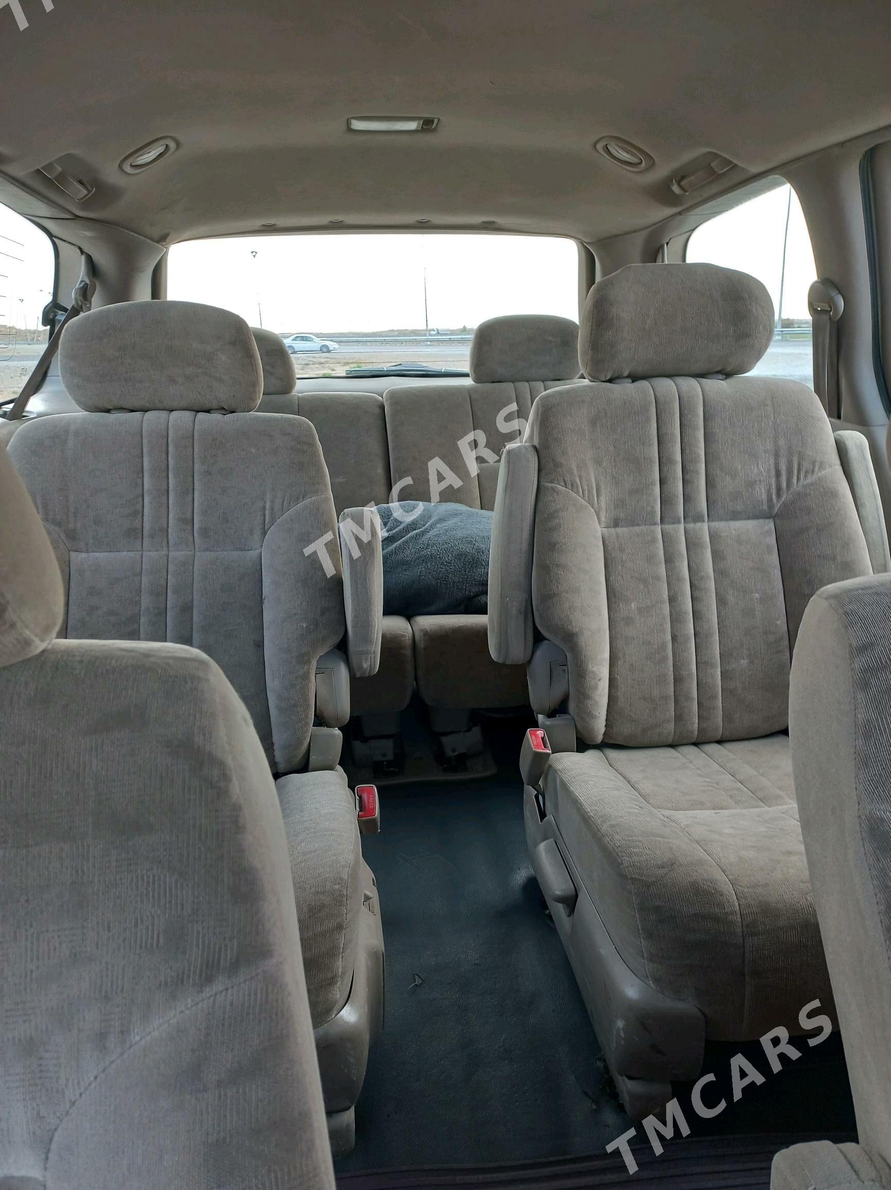 Toyota Sienna 2001 - 140 000 TMT - Ёлётен - img 4