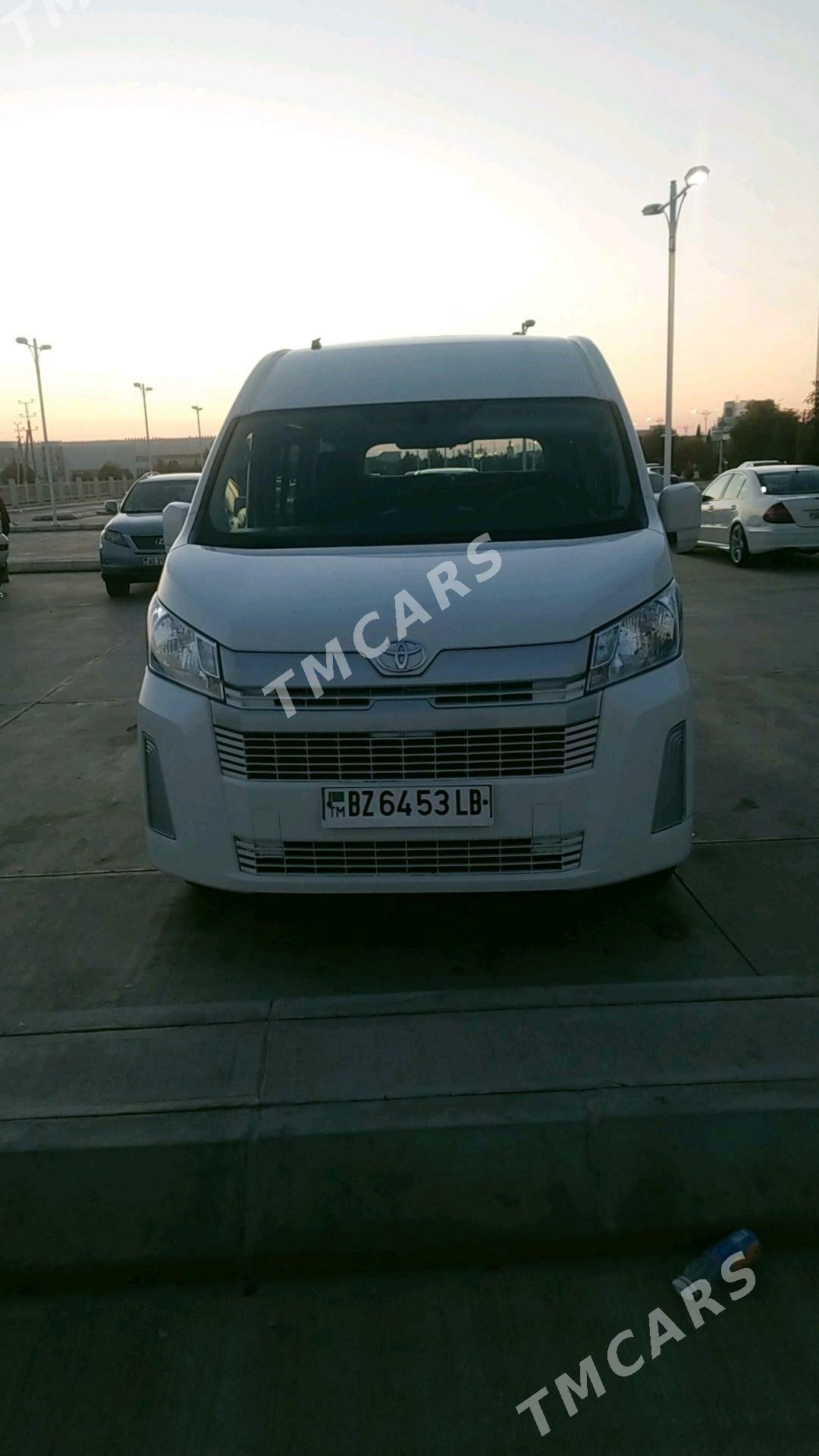 Toyota Hiace 2019 - 605 000 TMT - Türkmenabat - img 3