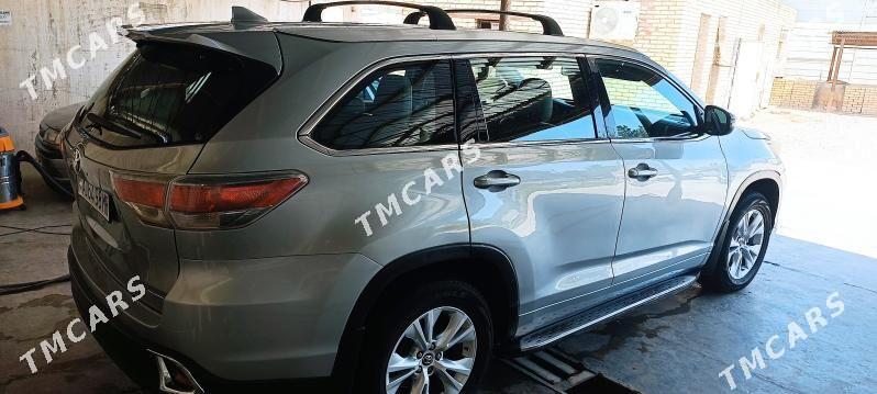 Toyota Highlander 2016 - 335 000 TMT - Мары - img 2