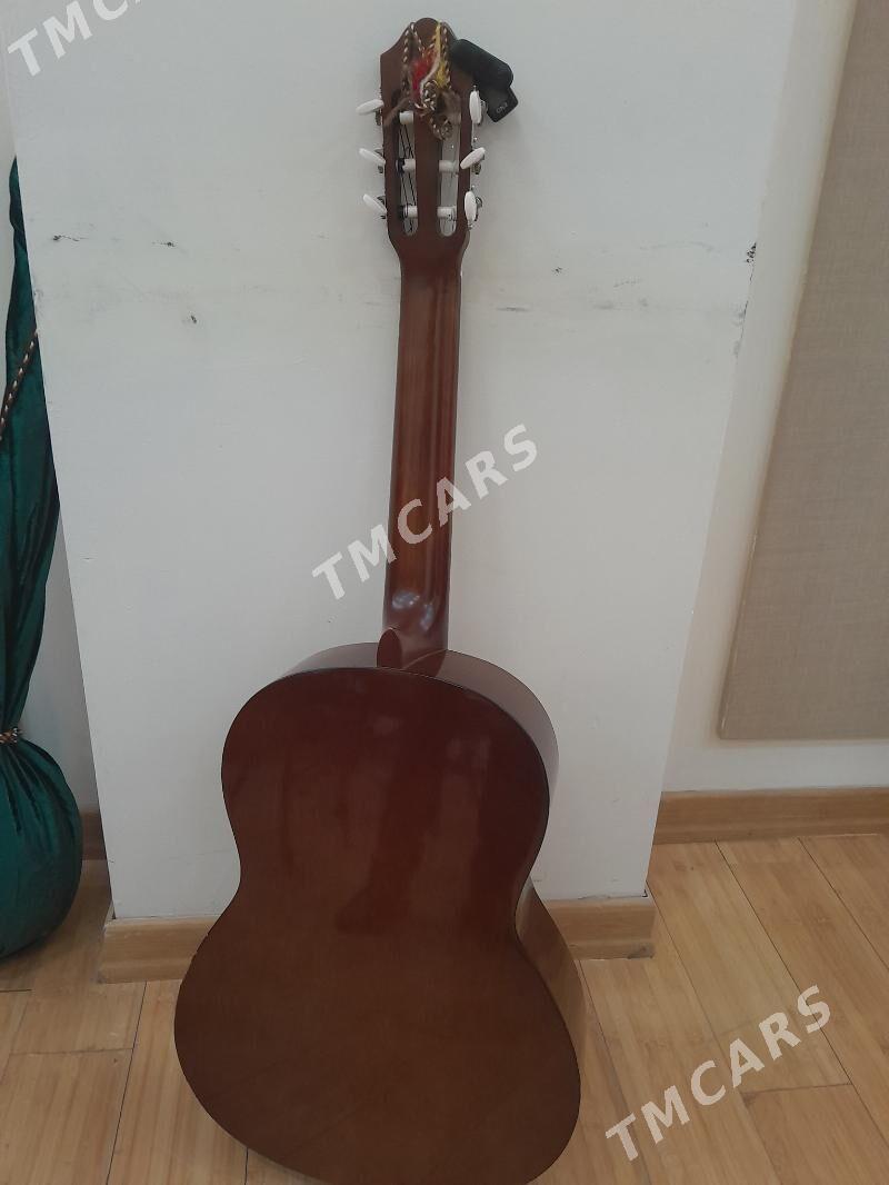 Gitara Yamaha C40 Täzeje - Moskowskiý köç. (10 ýyl abadançylyk şaýoly) - img 5