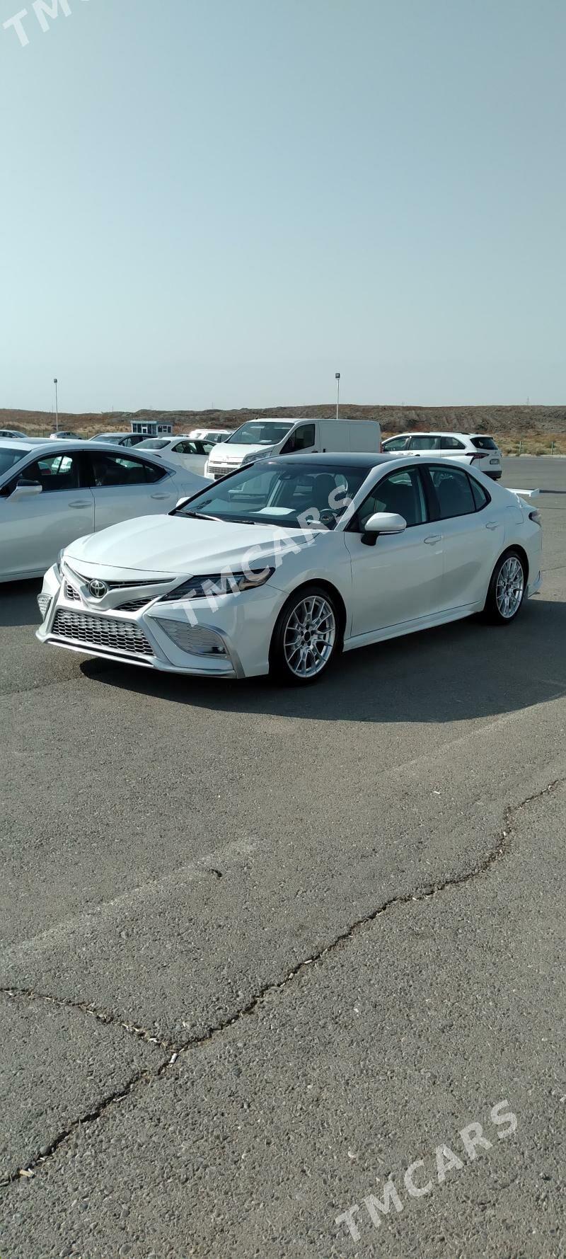 Toyota Camry 2022 - 375 000 TMT - Ашхабад - img 2