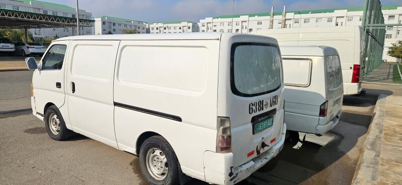 Nissan Urvan 2008 - 105 000 TMT - Aşgabat - img 3