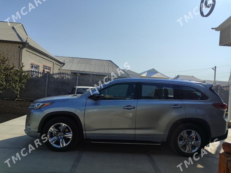 Toyota Highlander 2019 - 475 000 TMT - Мары - img 4