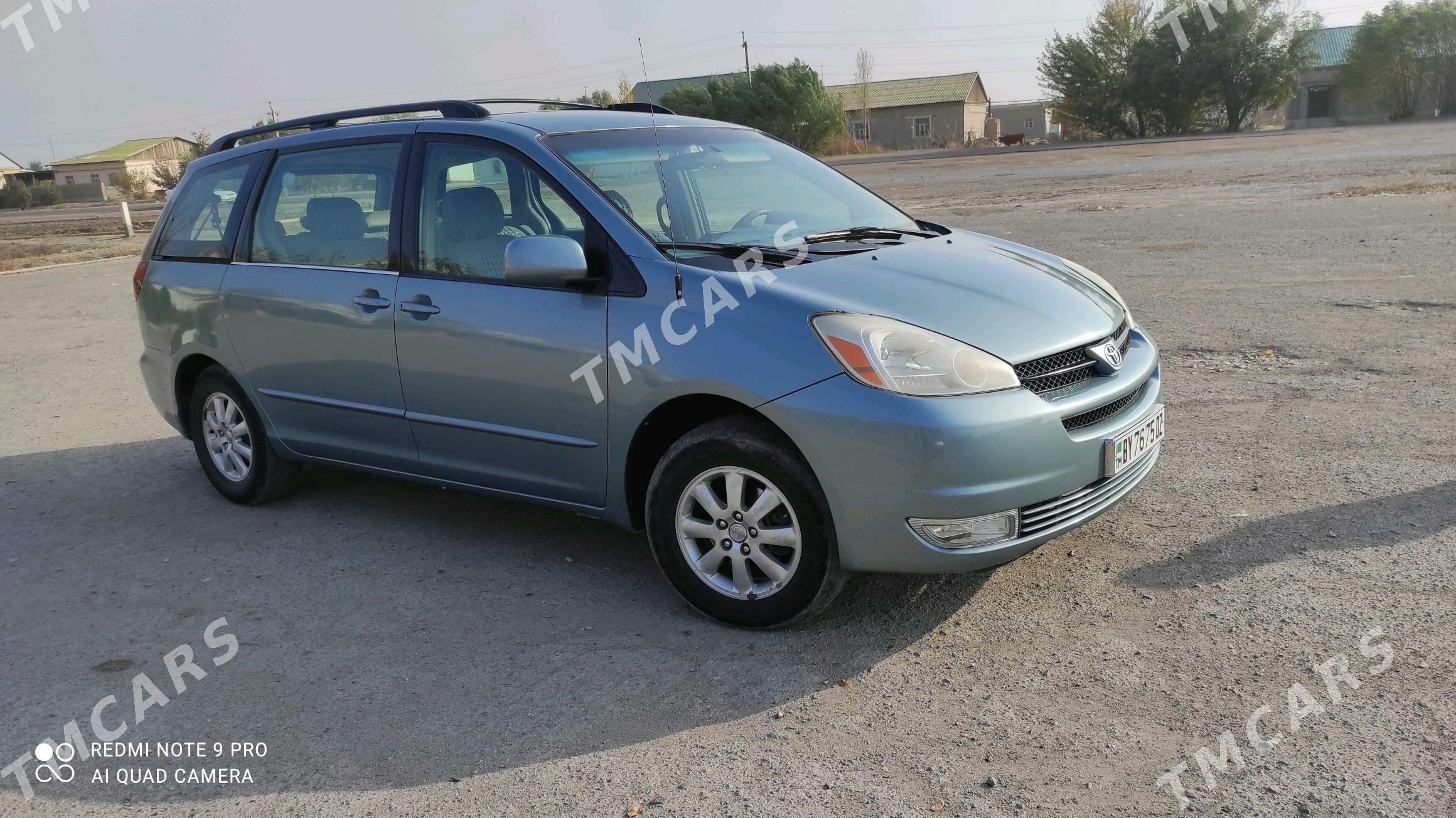 Toyota Sienna 2005 - 160 000 TMT - Кёнеургенч - img 4