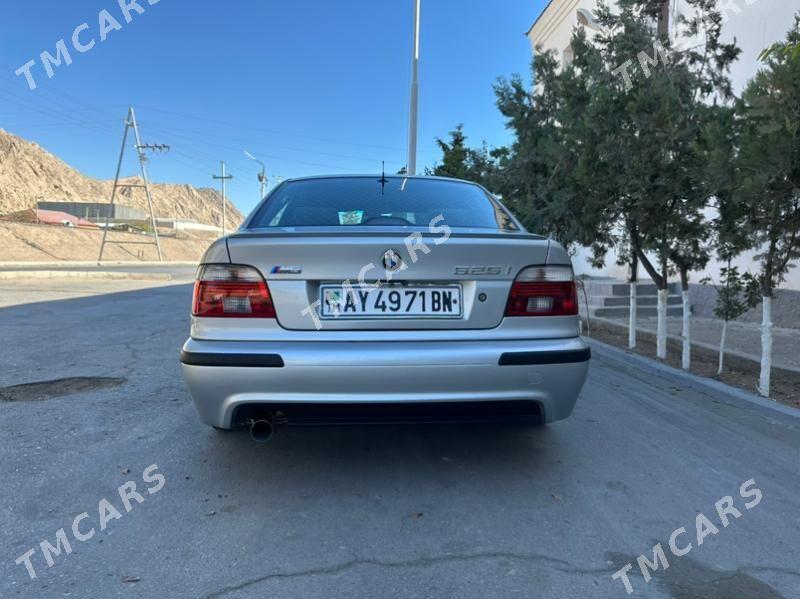 BMW E39 2001 - 150 000 TMT - Туркменбаши - img 6