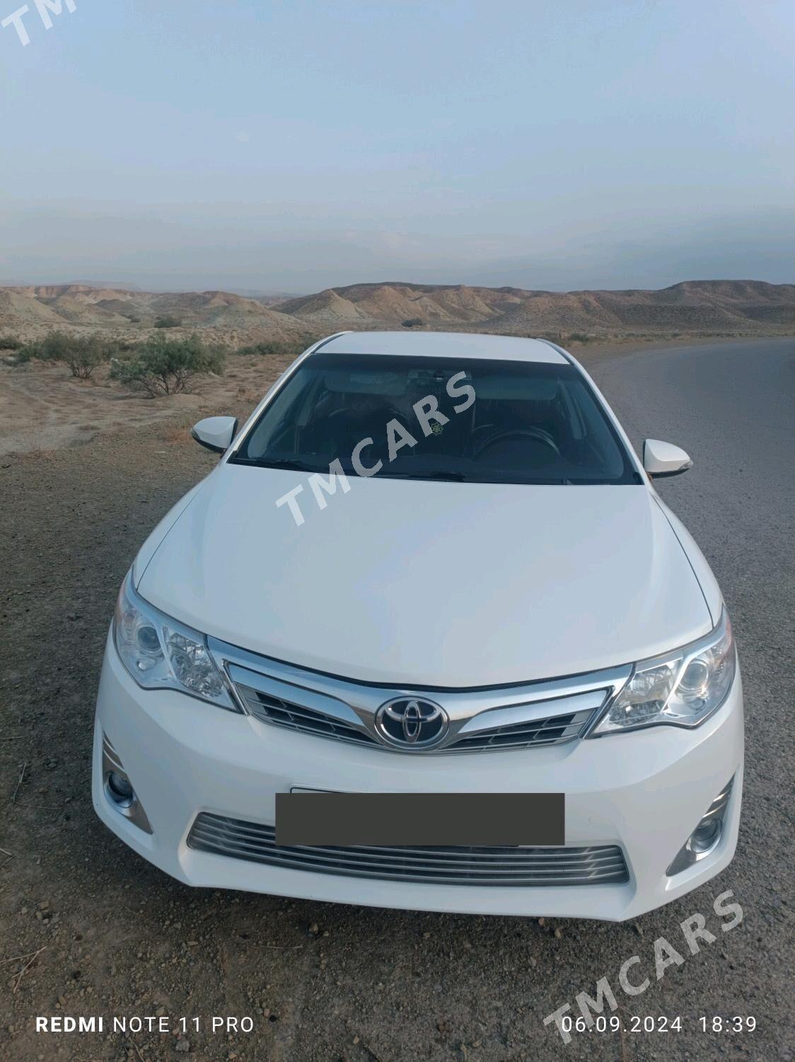 Toyota Camry 2012 - 200 000 TMT - Magtymguly - img 3