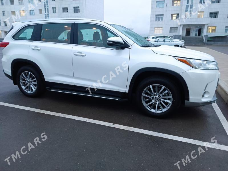 Toyota Highlander 2019 - 540 000 TMT - Олимпийский городок - img 2