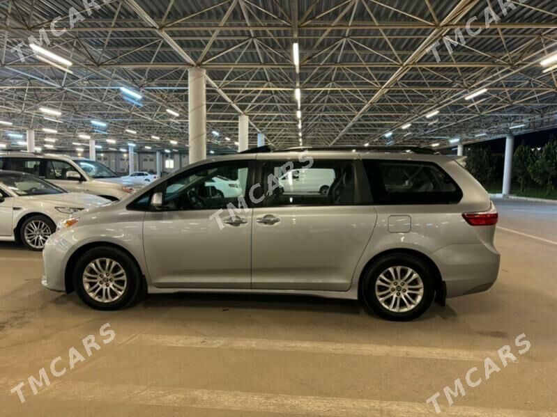 Toyota Sienna 2017 - 360 000 TMT - Gurbansoltan Eje - img 5