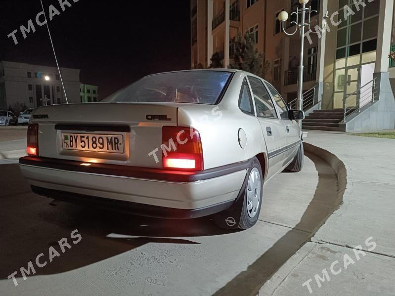 Opel Vectra 1990 - 38 000 TMT - Мары - img 8