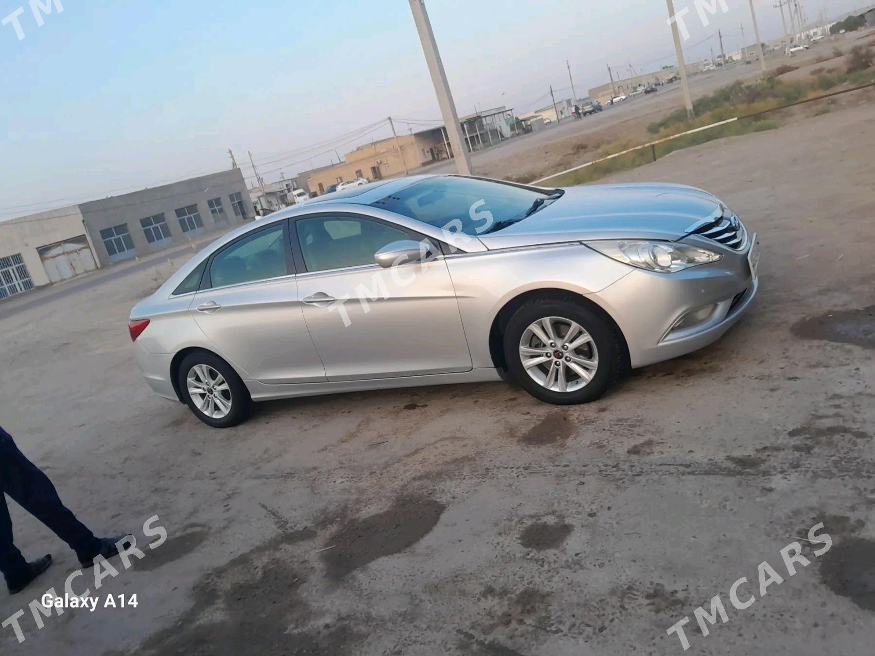 Hyundai Sonata 2010 - 135 000 TMT - Gubadag - img 2