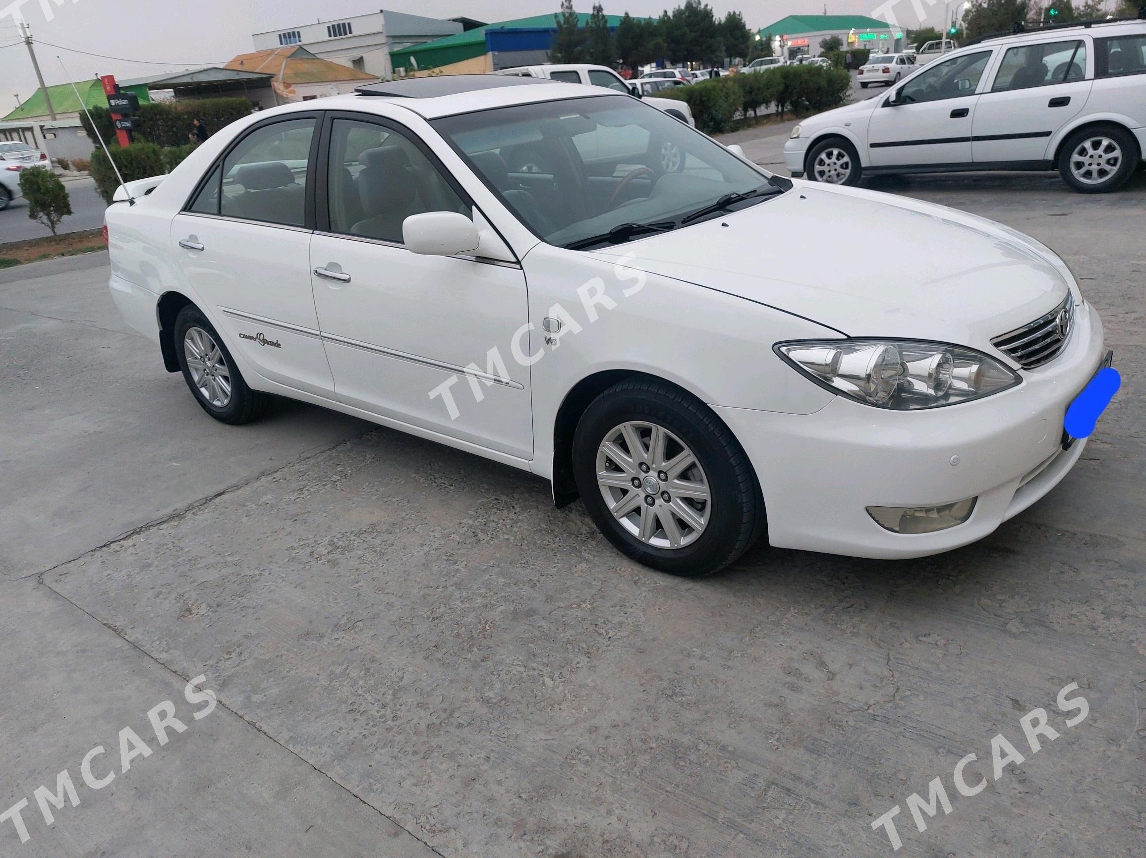 Toyota Camry 2006 - 240 000 TMT - Büzmeýin - img 4