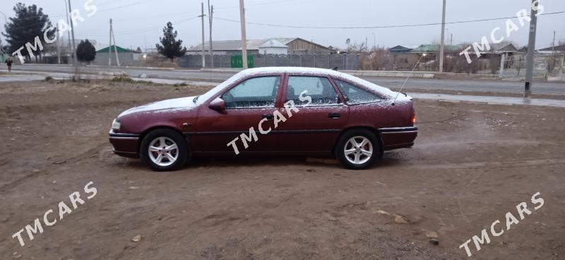 Opel Vectra 1993 - 36 000 TMT - Сакарчага - img 3