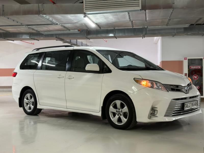 Toyota Sienna 2018 - 278 000 TMT - Ашхабад - img 5