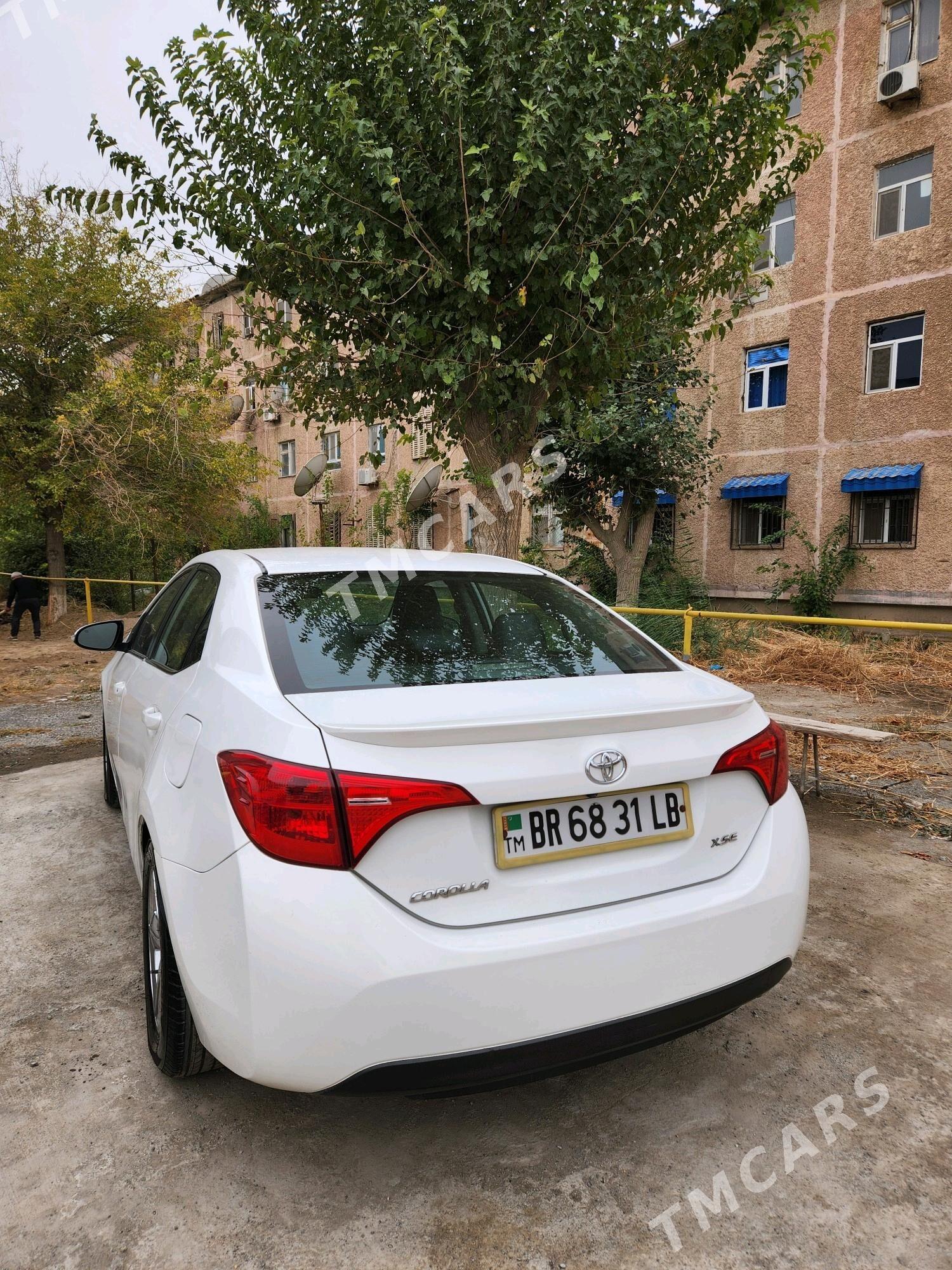 Toyota Corolla 2018 - 170 000 TMT - Çärjew - img 3