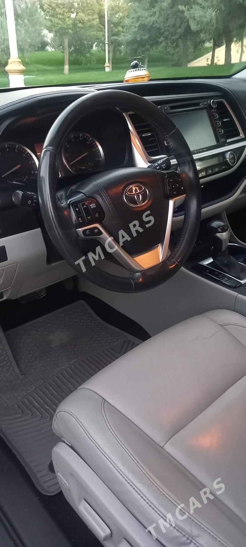 Toyota Highlander 2016 - 370 000 TMT - Ашхабад - img 5