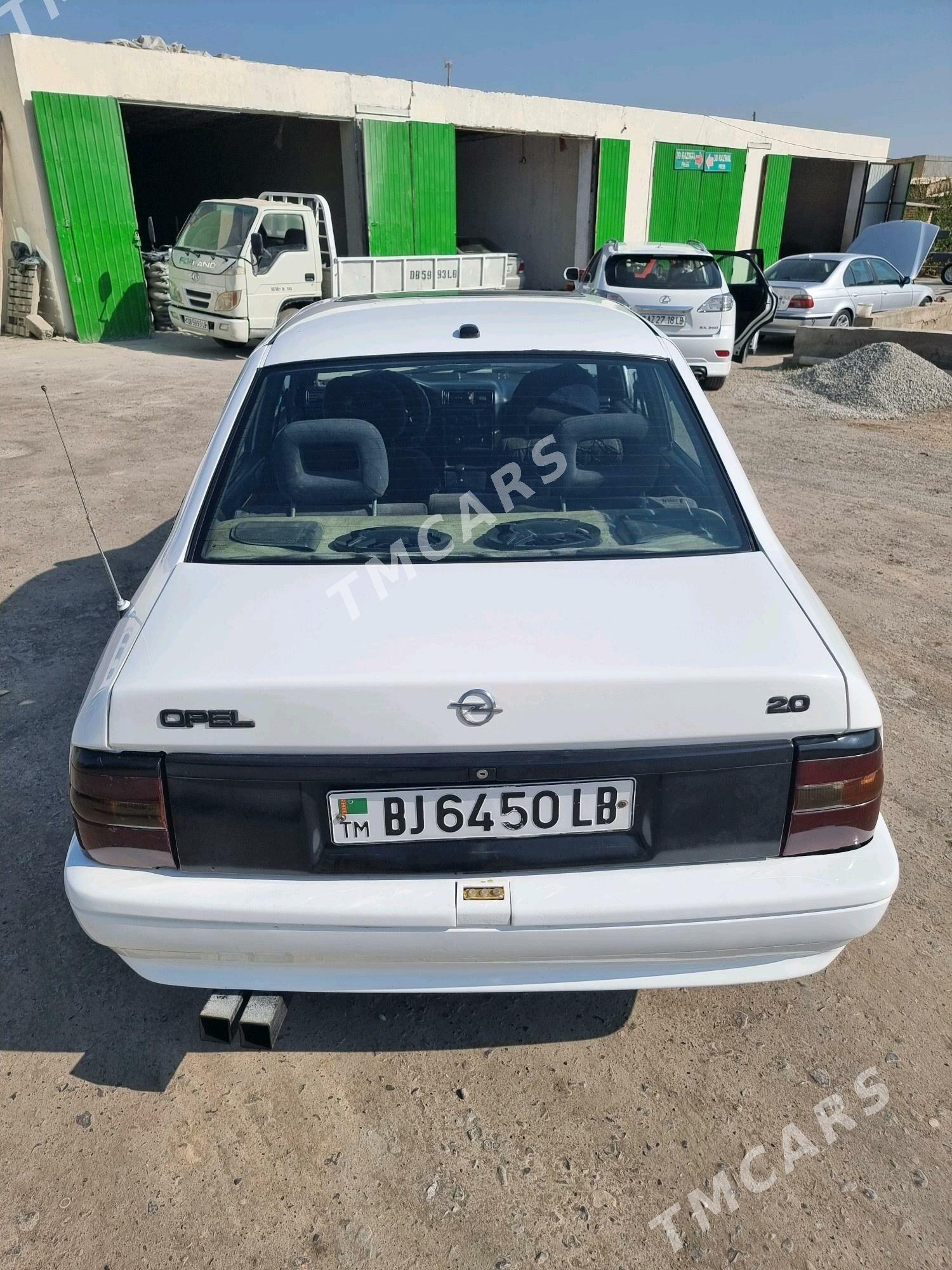 Opel Vectra 1992 - 25 000 TMT - Çärjew - img 2