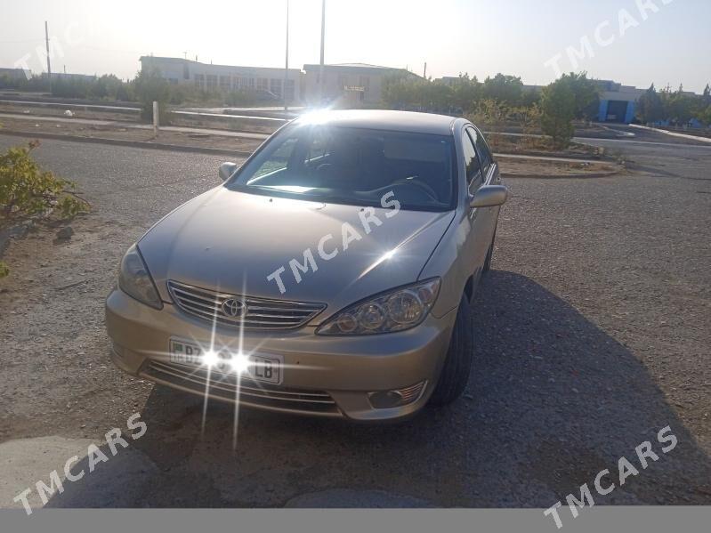 Toyota Camry 2005 - 150 000 TMT - Сейди - img 5