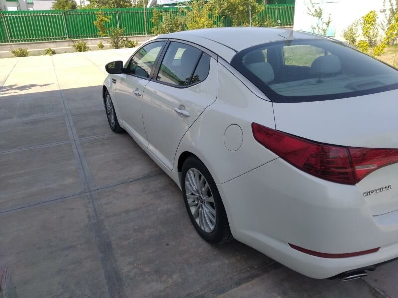 Kia Optima 2012 - 130 000 TMT - Тязе заман - img 7